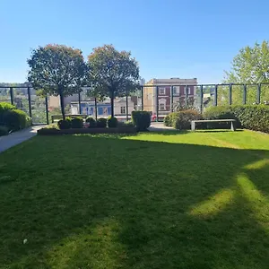 Beautiful 2-bed Flat Apartment